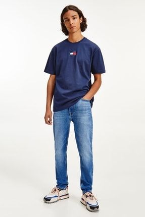 Tjm Tommy Badge Tee Tommy Jeans Lacivert Erkek T-shirt 8720114234178 DM0DM10925C87