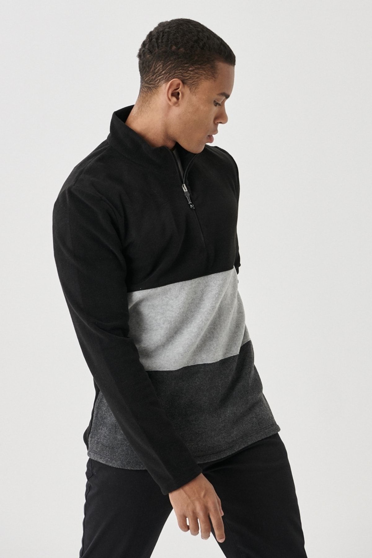 AC&Co / Altınyıldız Classics Softshell & Fleece Mehrfarbig Regular Fit Fast ausverkauft