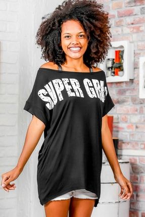 Kadın Siyah Kayık Yaka Super Gırl Baskılı Gümüş Şeritli Oversize T-Shirt M10010300TS98115