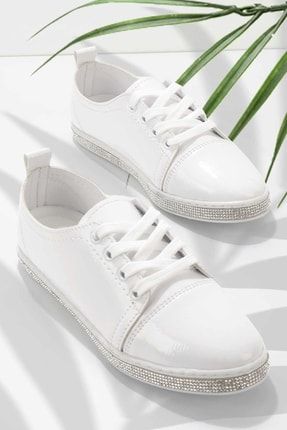 Beyaz Kırışık Rugan Kadın Casual Ayakkabı K01148000308