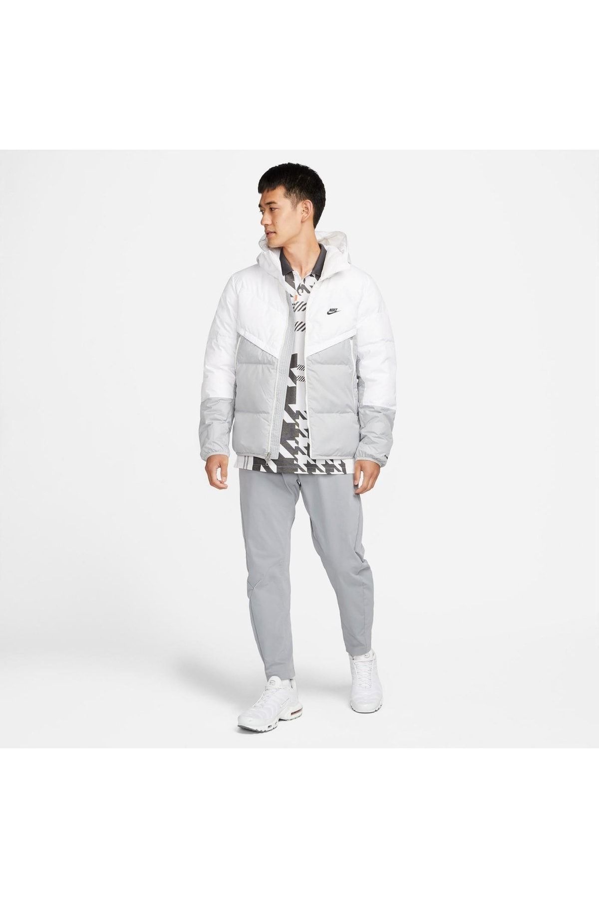 Nike windrunner deals bubble