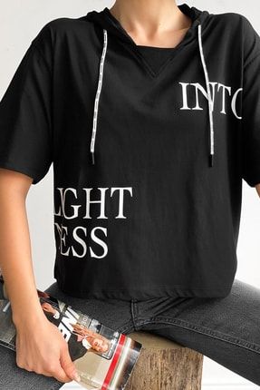 Kadın Siyah Baskılı T-shirt Kapşonlu Oversize Kısa Kol Crop İNTRO-TARZ01
