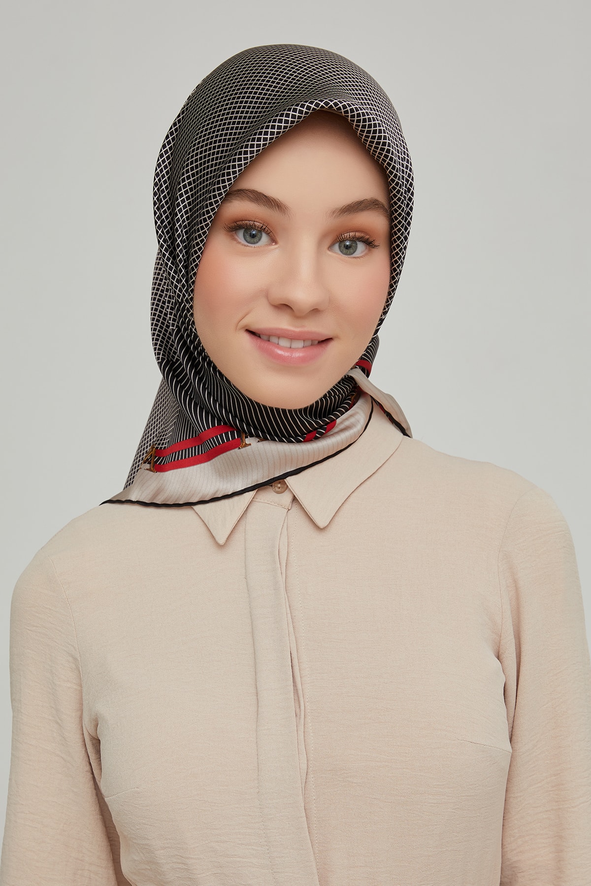 روسری زنانه آرمینه | E21KA8616D03 Armine - Image 2