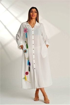 Kadın Beyaz Örgü Nakışlı Püsküllü Kolları Ayarlı Cepli Uzun Gömlek Elbise EUWORN5393