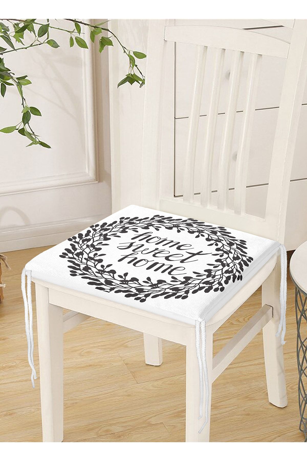 Realhomes-Home Sweet Home Digital Printed Zippered Chair Cushion 3