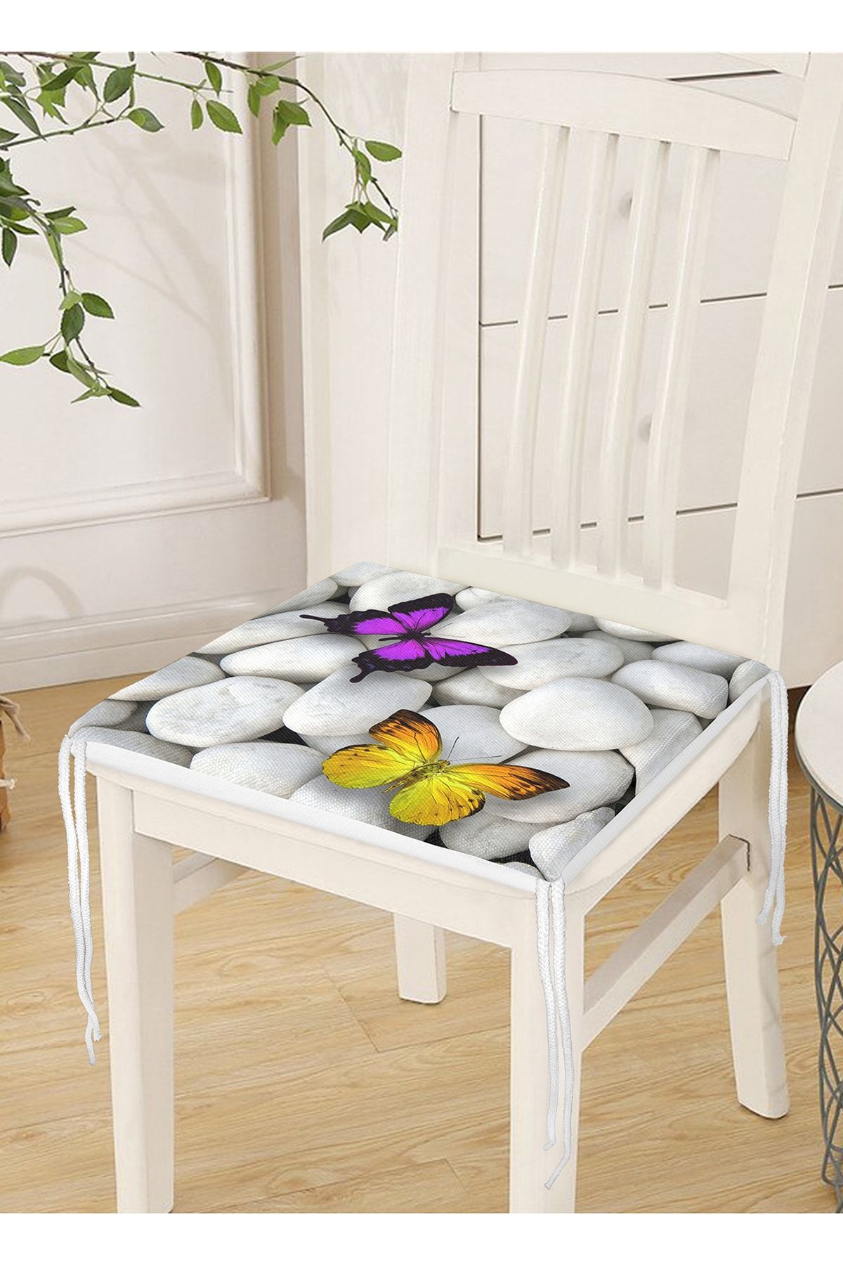 Realhomes-Butterfly Patterned Digital Printed Zippered Chair Cushion 3