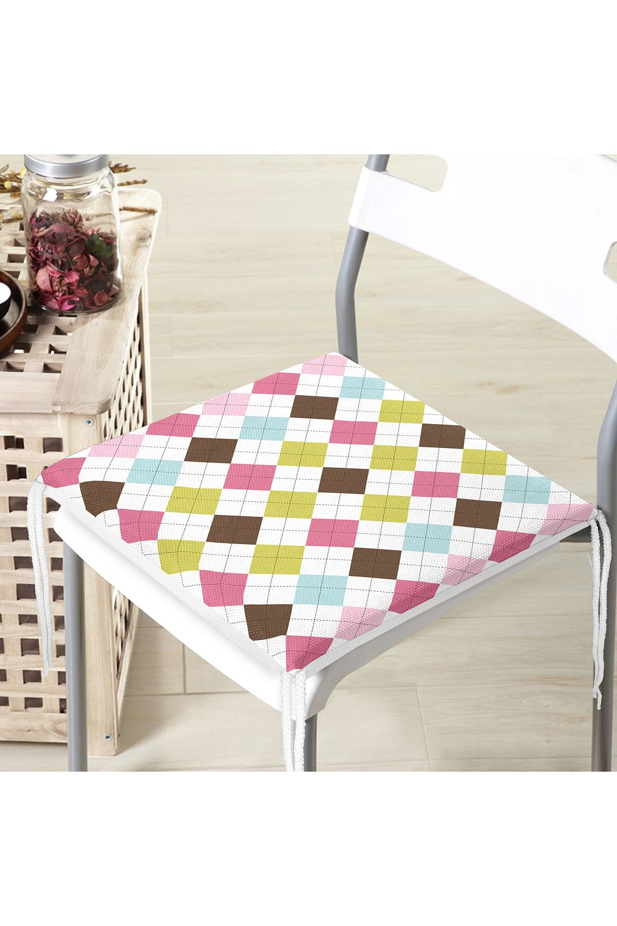 Realhomes-Colorful Checkered Motif Digital Printed Modern Zippered Chair Cushion 1
