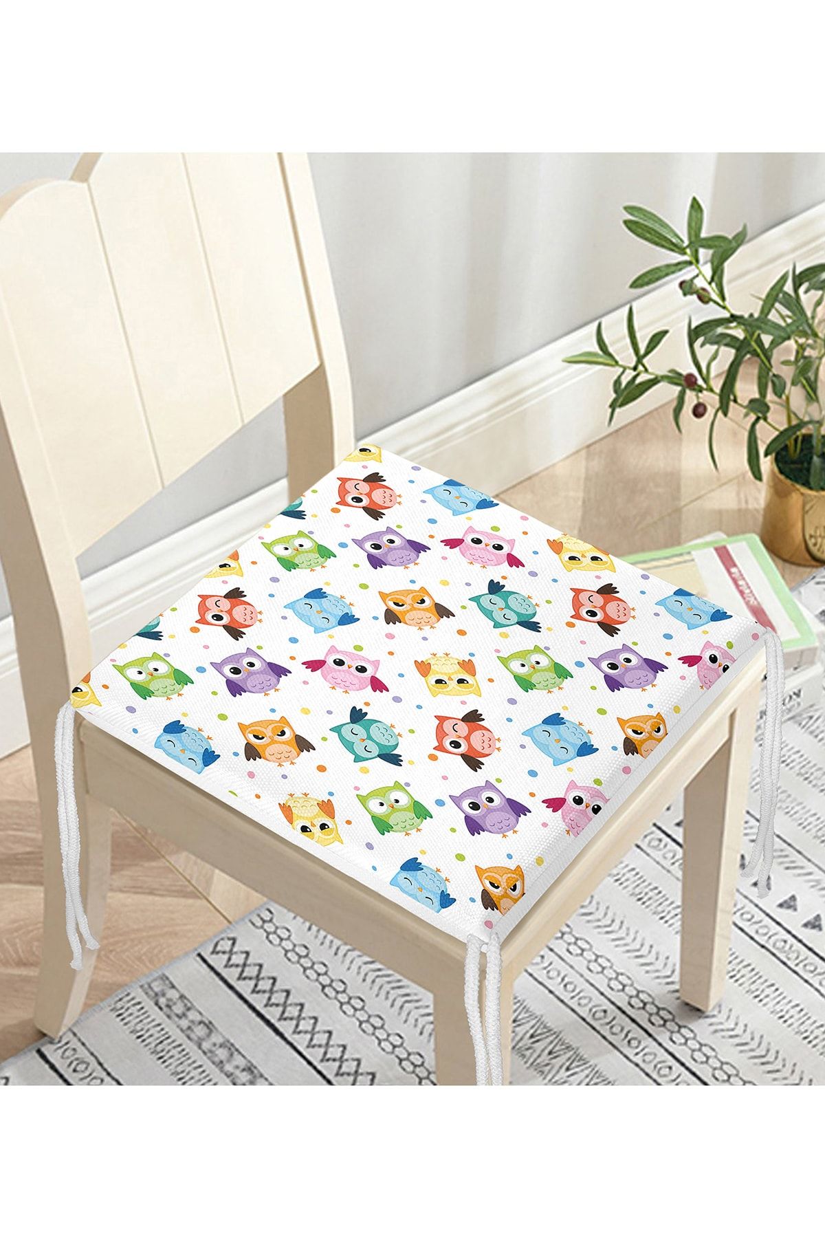 Realhomes-Owl Pattern Digital Printed Zippered Chair Cushion 3