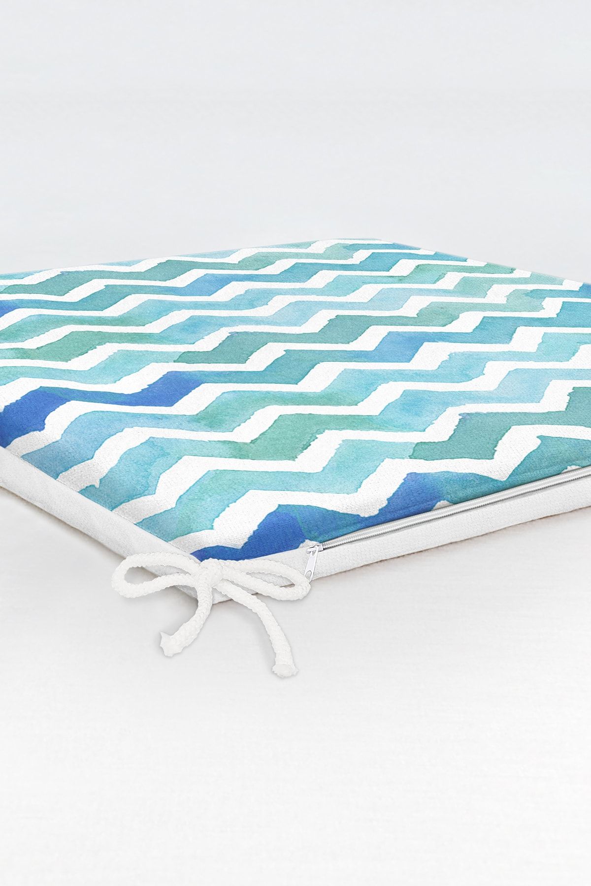 Realhomes-Water Painted Zigzag Patterned Digital Printed Zippered Chair Cushion 6