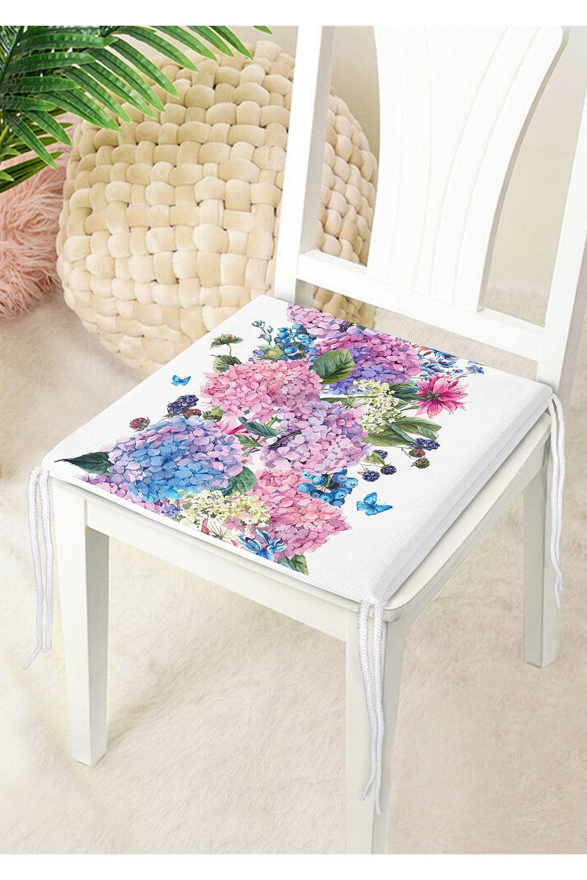 Realhomes-Lilac Color Cluster Lily Patterned Digital Printed Zippered Chair Cushion 4