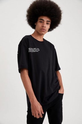 defacto erkek bej baskili boxy fit t shirt r6628az 20sm bg47 fiyati yorumlari trendyol