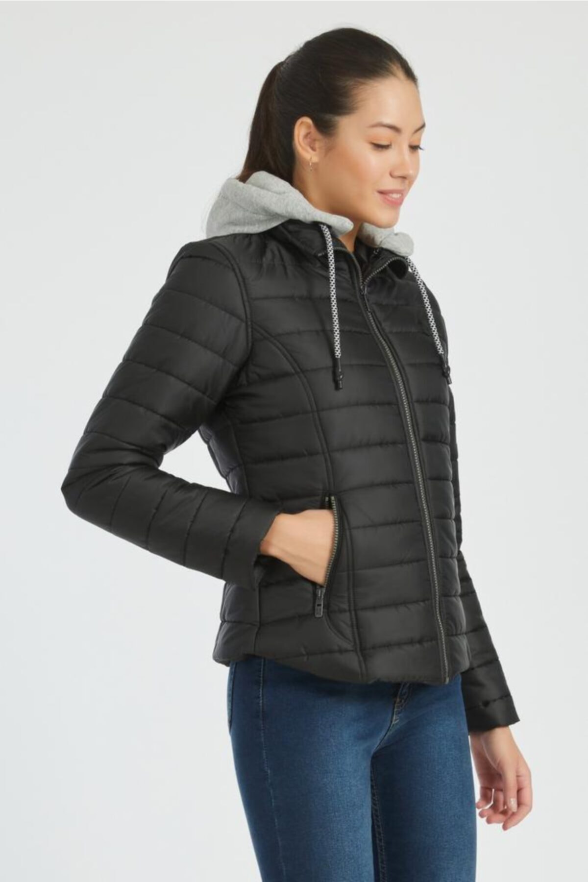 وایز پالتو پفی کلاه‌دار مشکی زنانه -