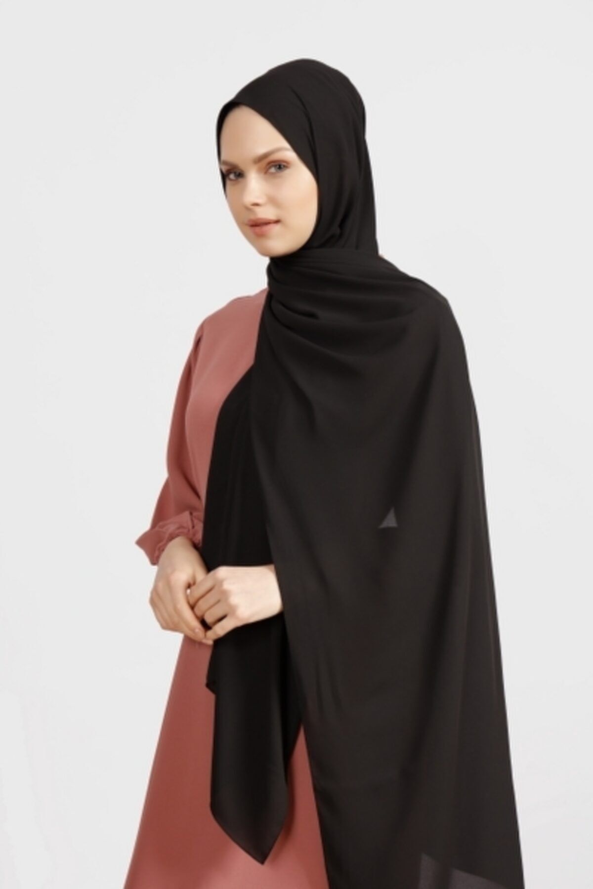 Differenza-Crepe Chiffon Shawl Black 3