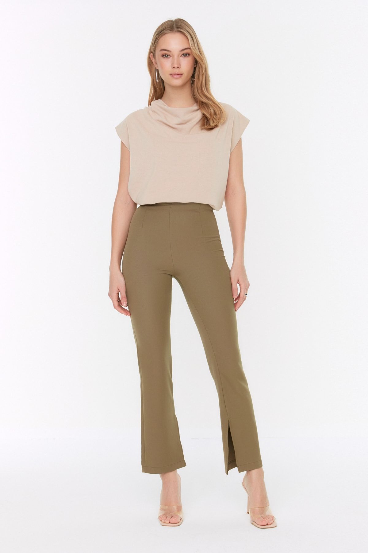 Trendyol Collection-Helle Khaki-Flare-Webhose mit hoher Taille TWOAW22PL0243 3