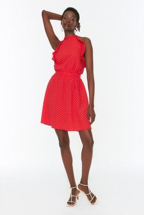 Kırmızı Halter Yaka Fırfırlı Elbise TWOSS22EL00415