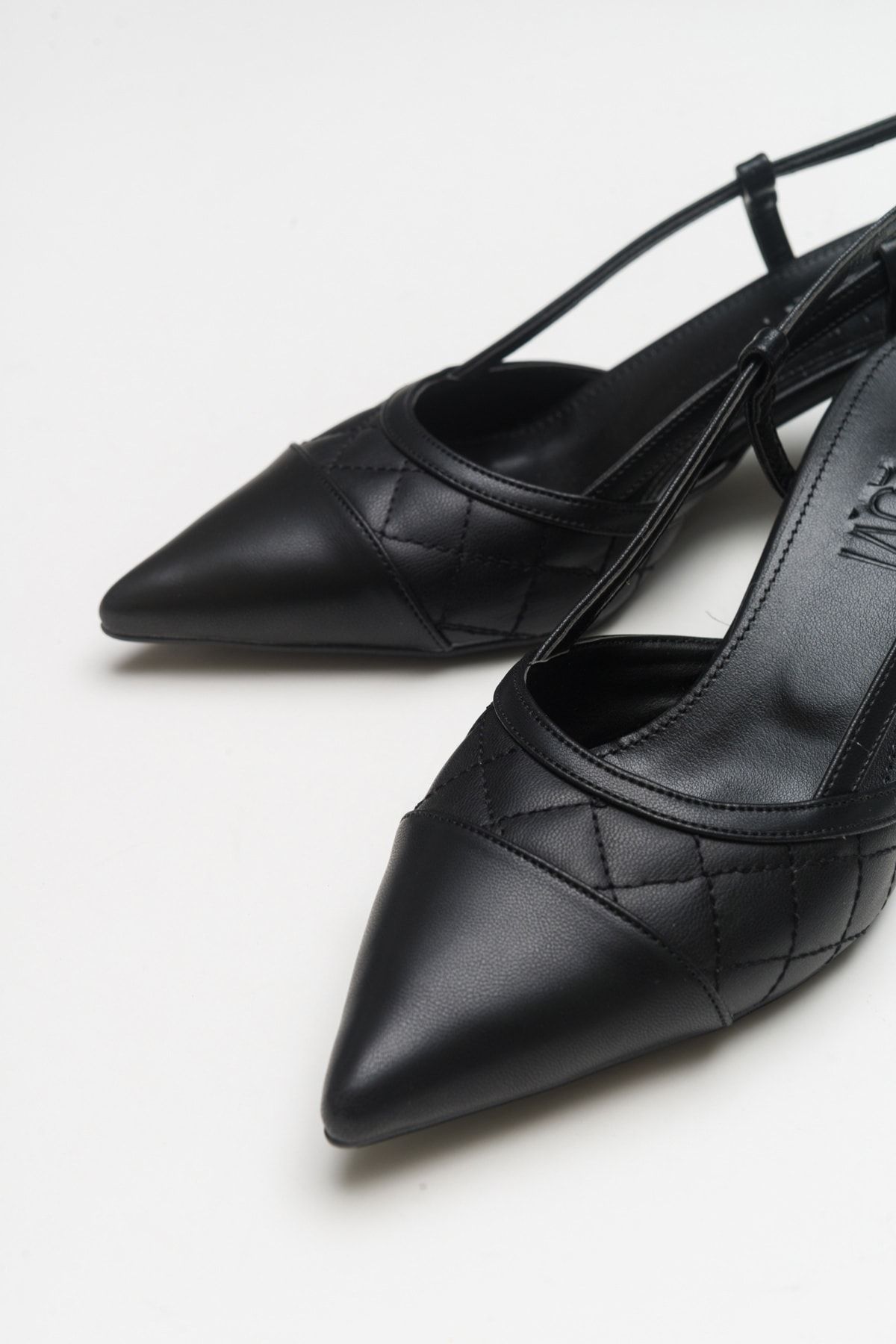 Luvi-Point Black Women's Heeled Shoes 2