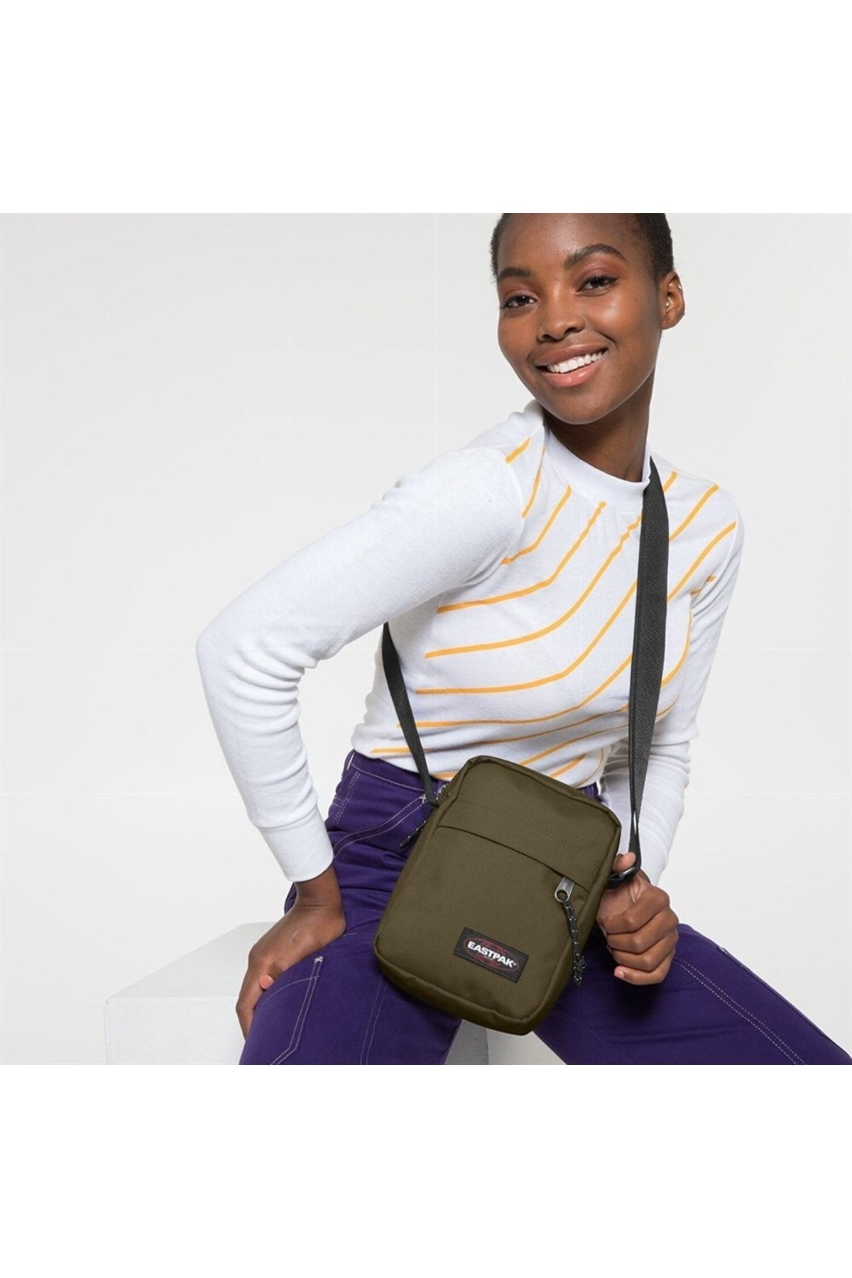Eastpak-Geanta de umar One Army 4