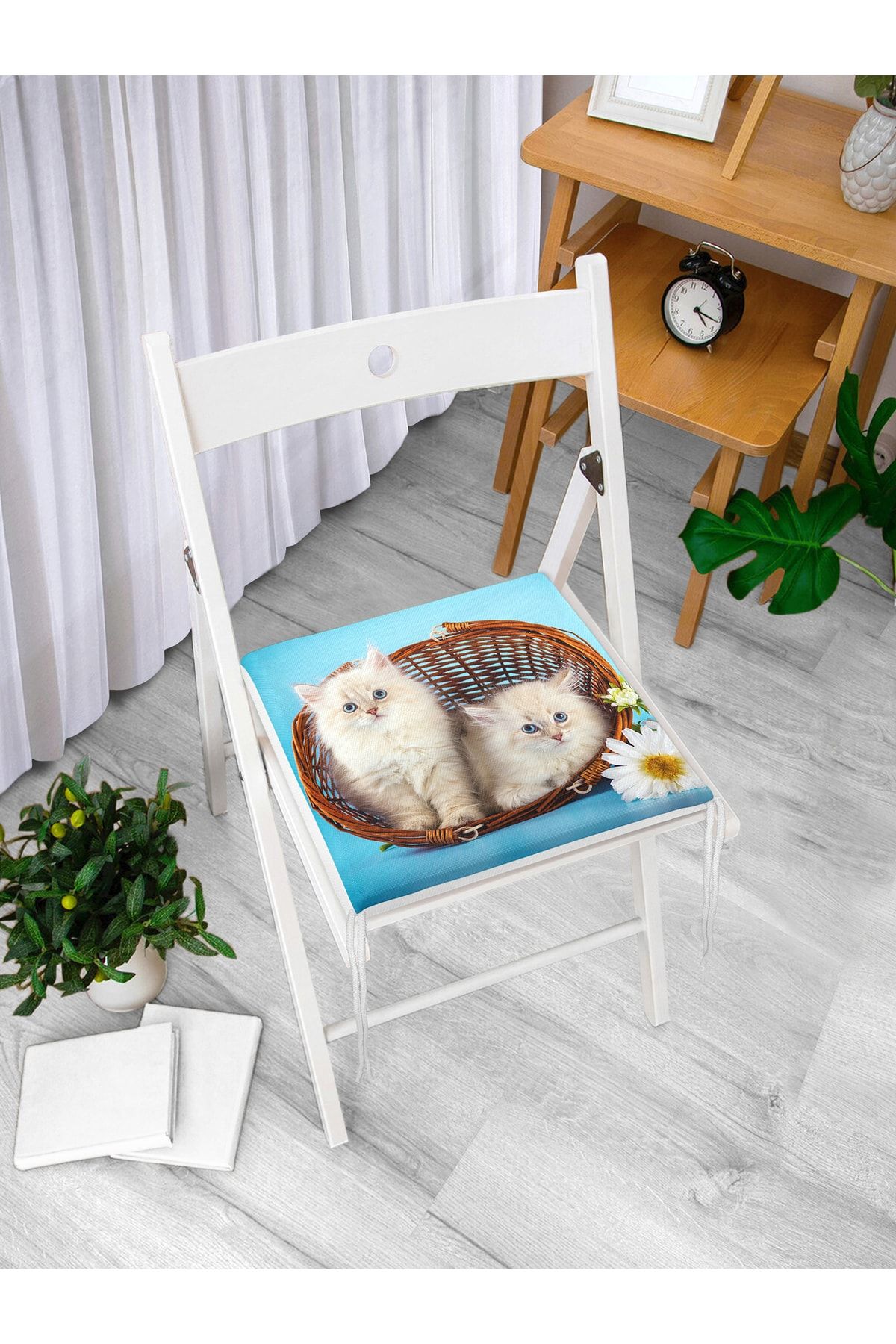 Realhomes-Special Design Flower Patterned Modern Zippered Chair Cushion 3