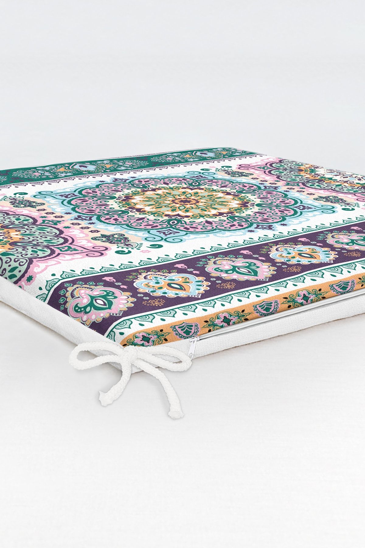 Realhomes-Ethnic Kilim Patterned Digital Printed Zippered Chair Cushion 6