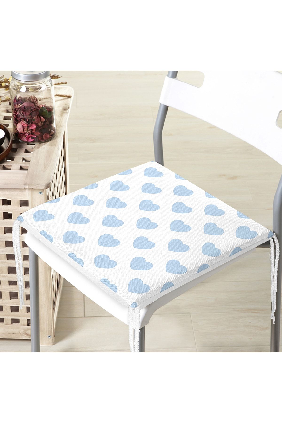 Realhomes-Heart Pattern Digital Printed Zippered Chair Cushion 4