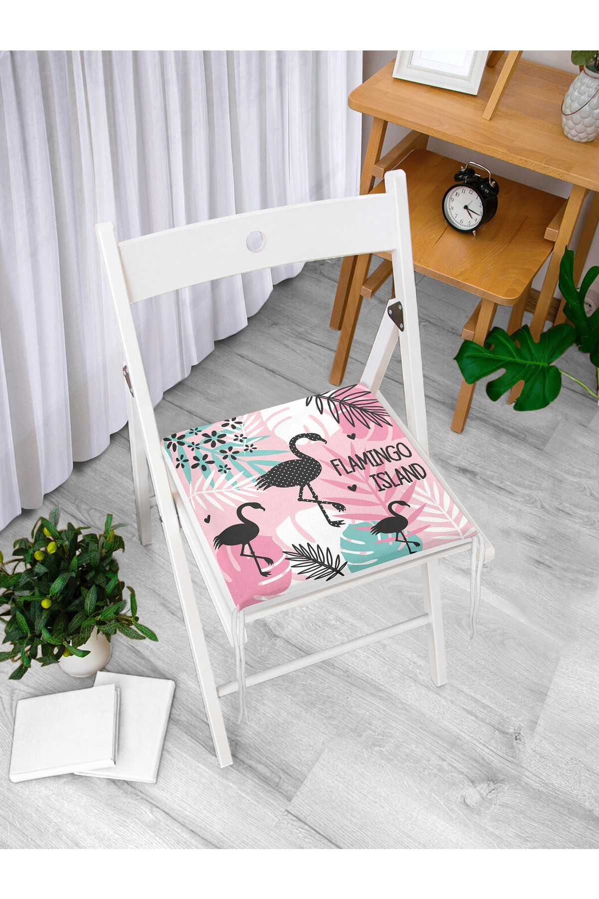 Realhomes-Flamingo Patterned Digital Printed Zippered Chair Cushion 2