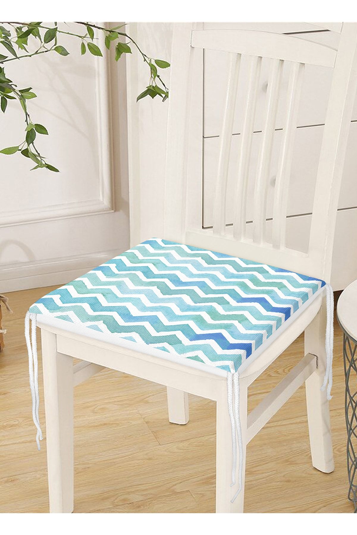 Realhomes-Water Painted Zigzag Patterned Digital Printed Zippered Chair Cushion 3