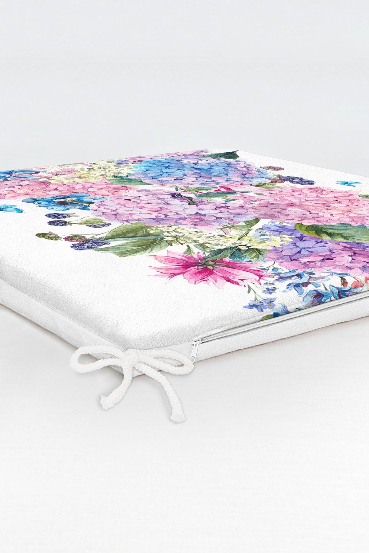 Realhomes-Lilac Color Cluster Lily Patterned Digital Printed Zippered Chair Cushion 6