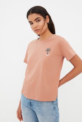 Somon Nakışlı Semifitted Örme T-Shirt TWOSS22TS2350