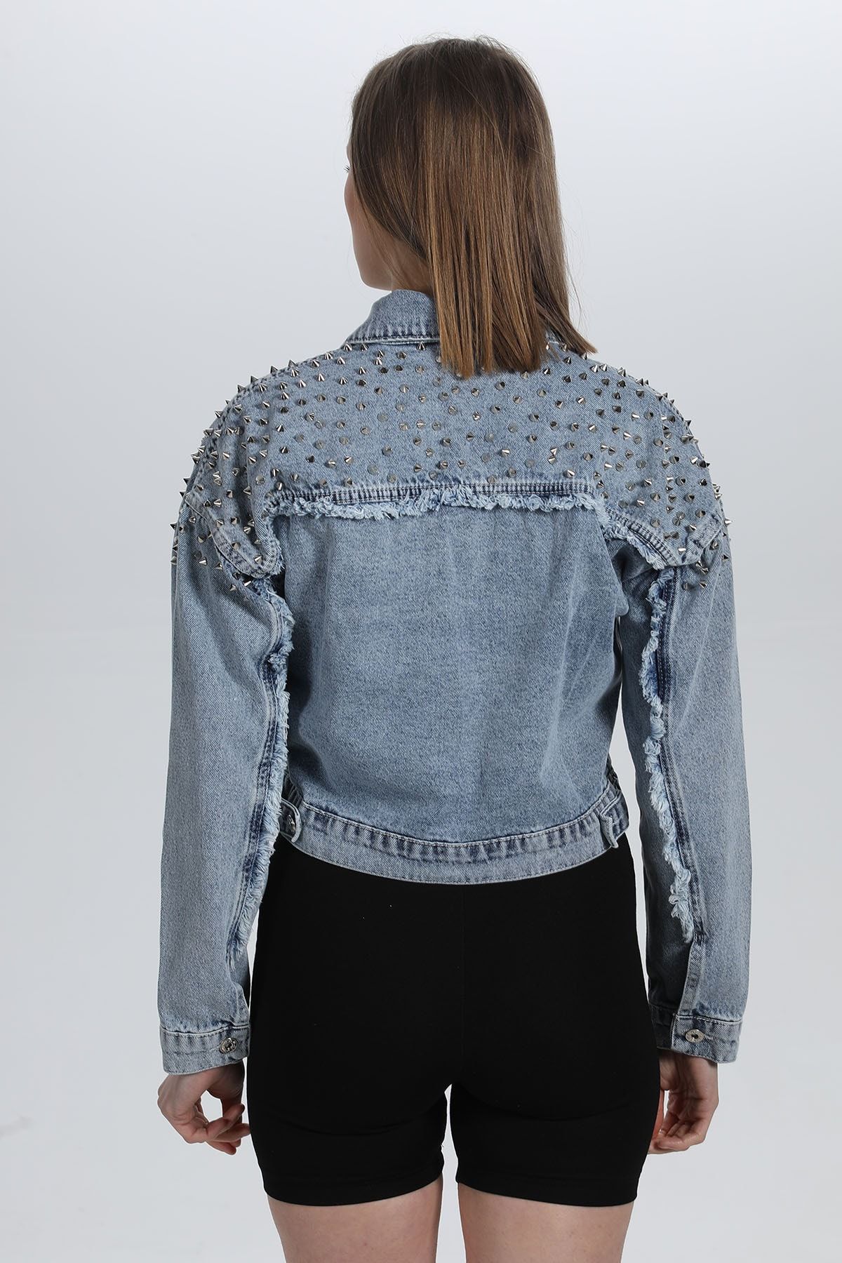 SAG JEANS Women s Short Denim Jacket with Stud Detail on the