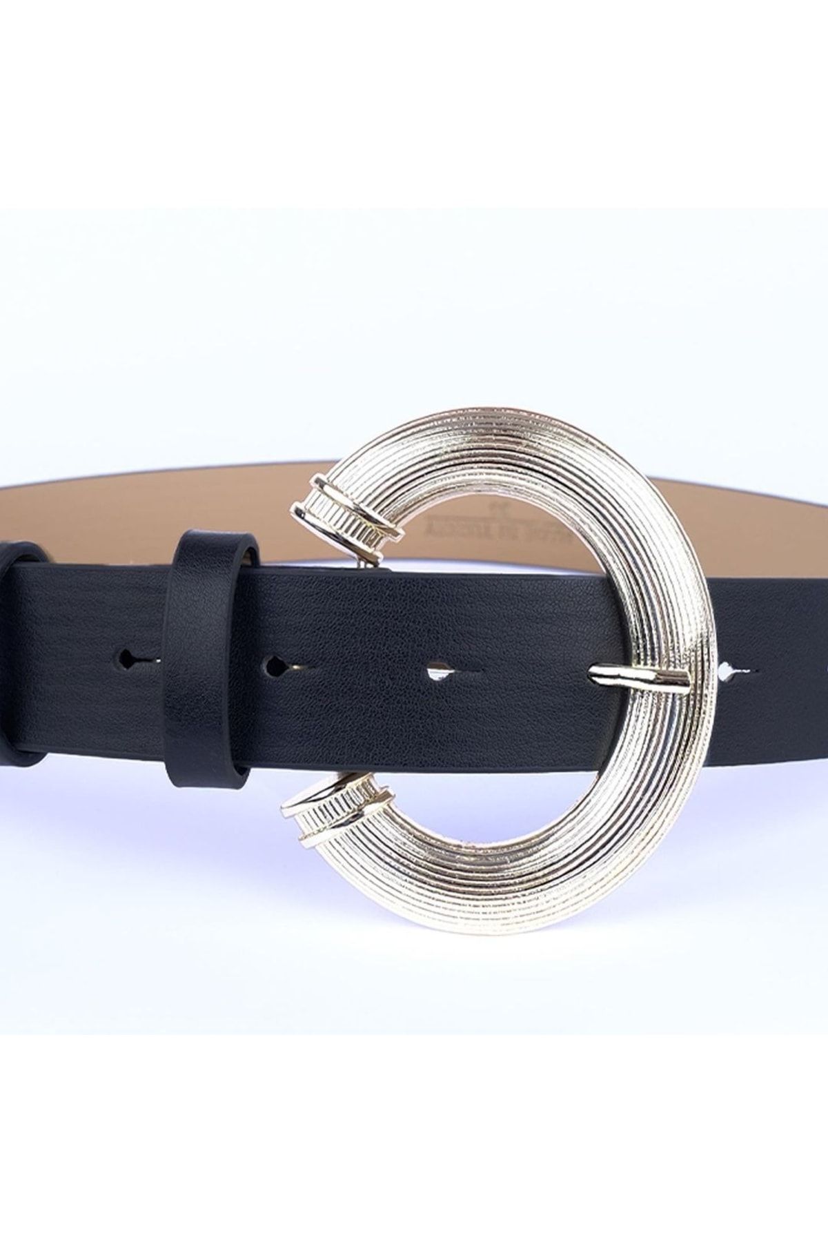 Belt notch shop