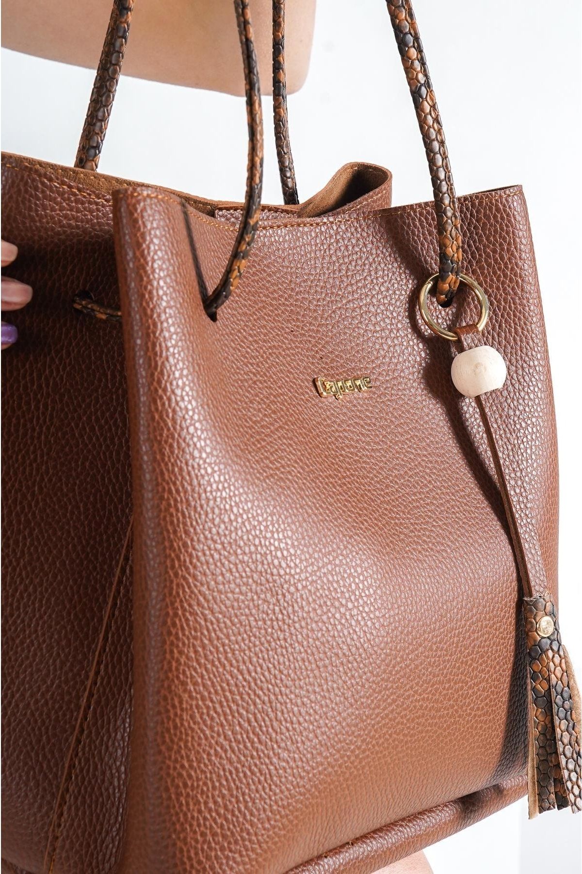 Handbags tatacliq sales