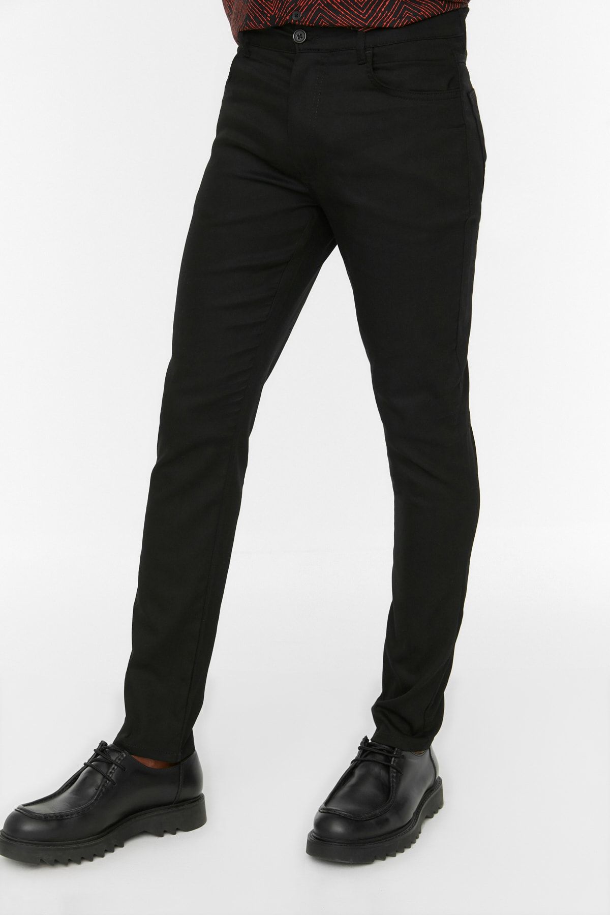 Trendyol Collection Hose Schwarz Slim Fast ausverkauft