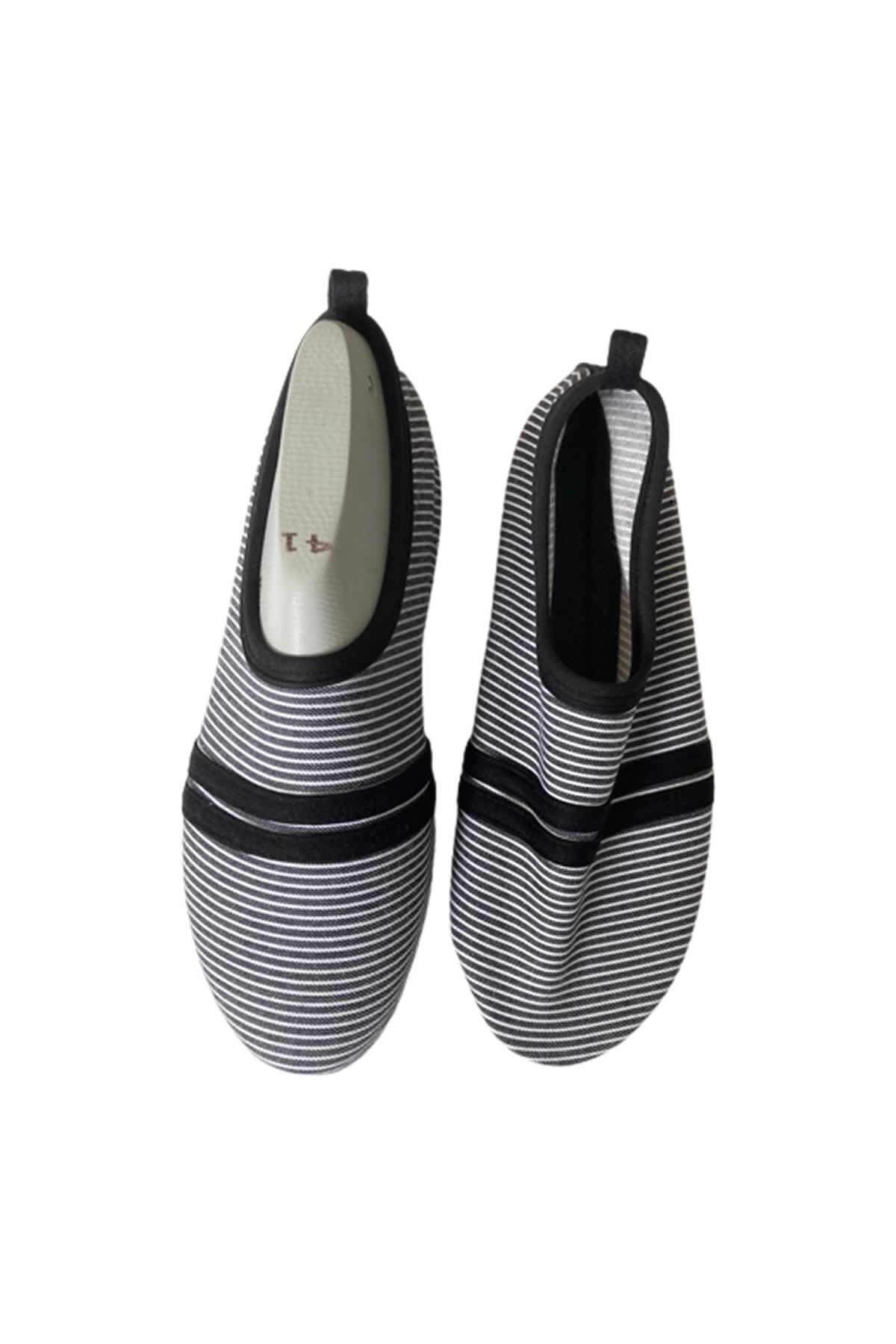 Savana-Thick Sea Shoes with Stick Patterned Non-Slip Soles 3