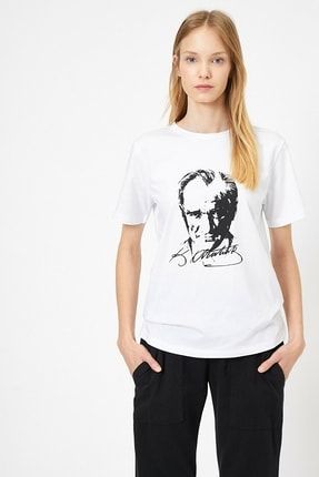 23 Nisan/ 19 Mayıs Atatürk Baskılı Yetişkin T-Shirt ata01