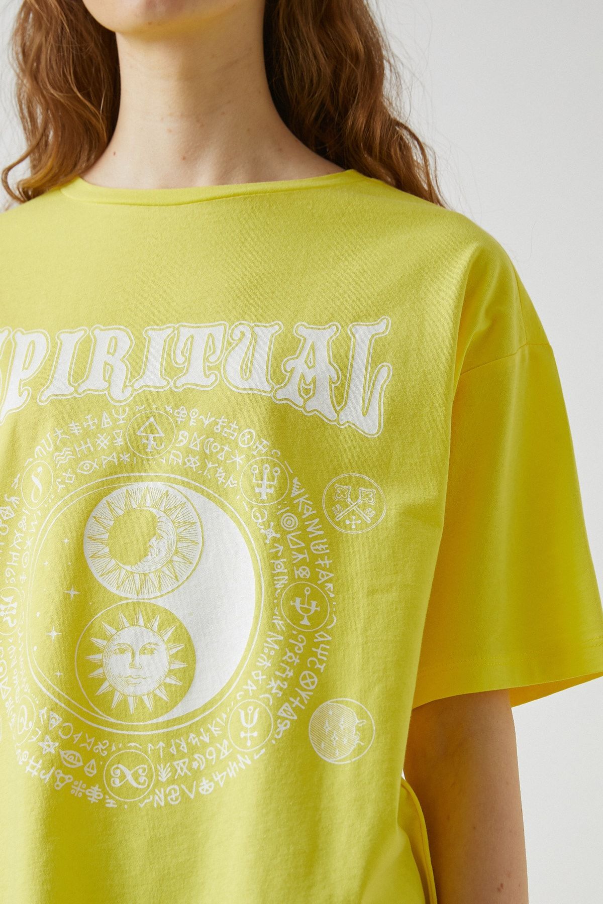 Koton T-Shirt Gelb Oversized Fast ausverkauft