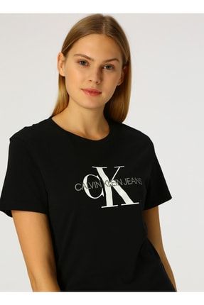 Core Monogram Logo Regular Fit Tee T-shirt 5001700040