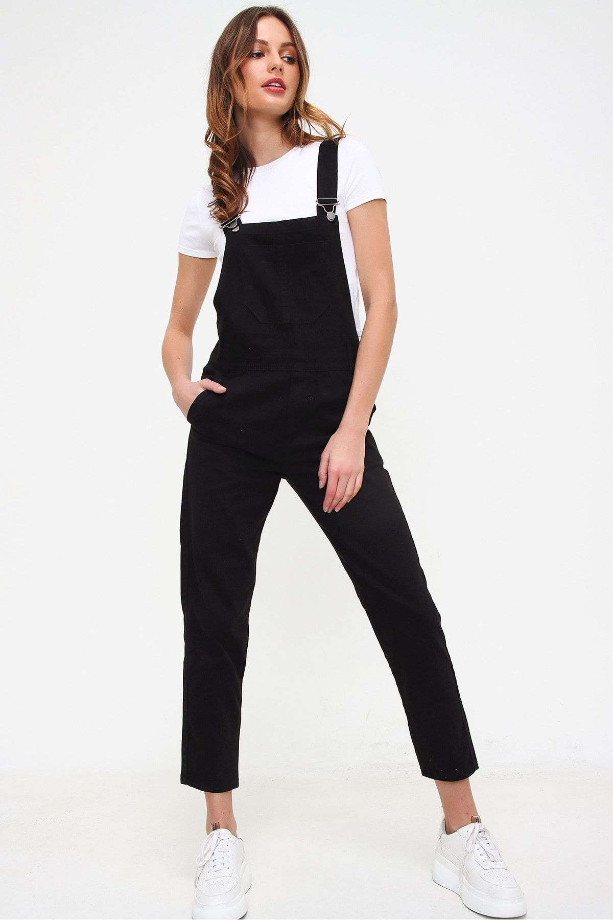 Trend Alaçatı Stili Jumpsuit Schwarz Regular Fit Fast ausverkauft YB10279
