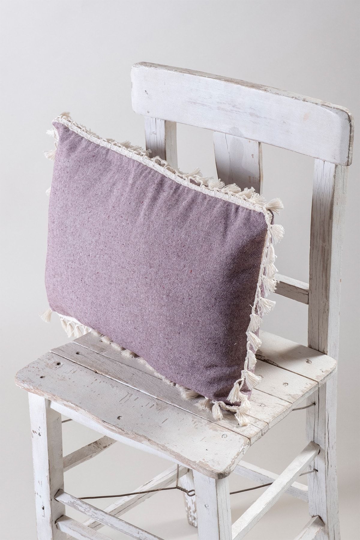 vivamaison-Față de pernă cu pompon din bumbac roșu Claret cu design special unic, 35x55 cm 4