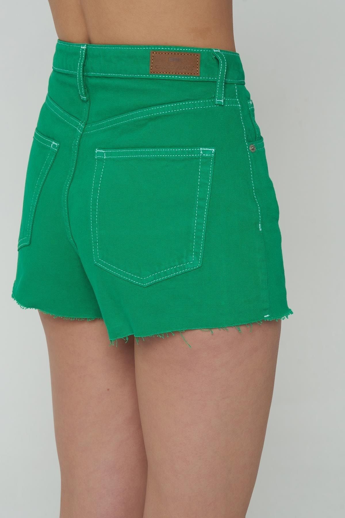 CROSS JEANS-شورت أخضر عالي الخصر بسحاب جان C 4726-006 5