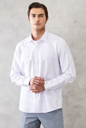 Erkek Beyaz Comfort Fit Rahat Kesim Klasik Yaka Armürlü Gömlek 4A2022200029