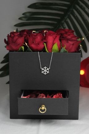 Kırmızı Güller 15 Adet Kutu Dolusu Siyah Çekmeceli & Kar Tanesi Kolye Sevgiliye Hediye MC-1832