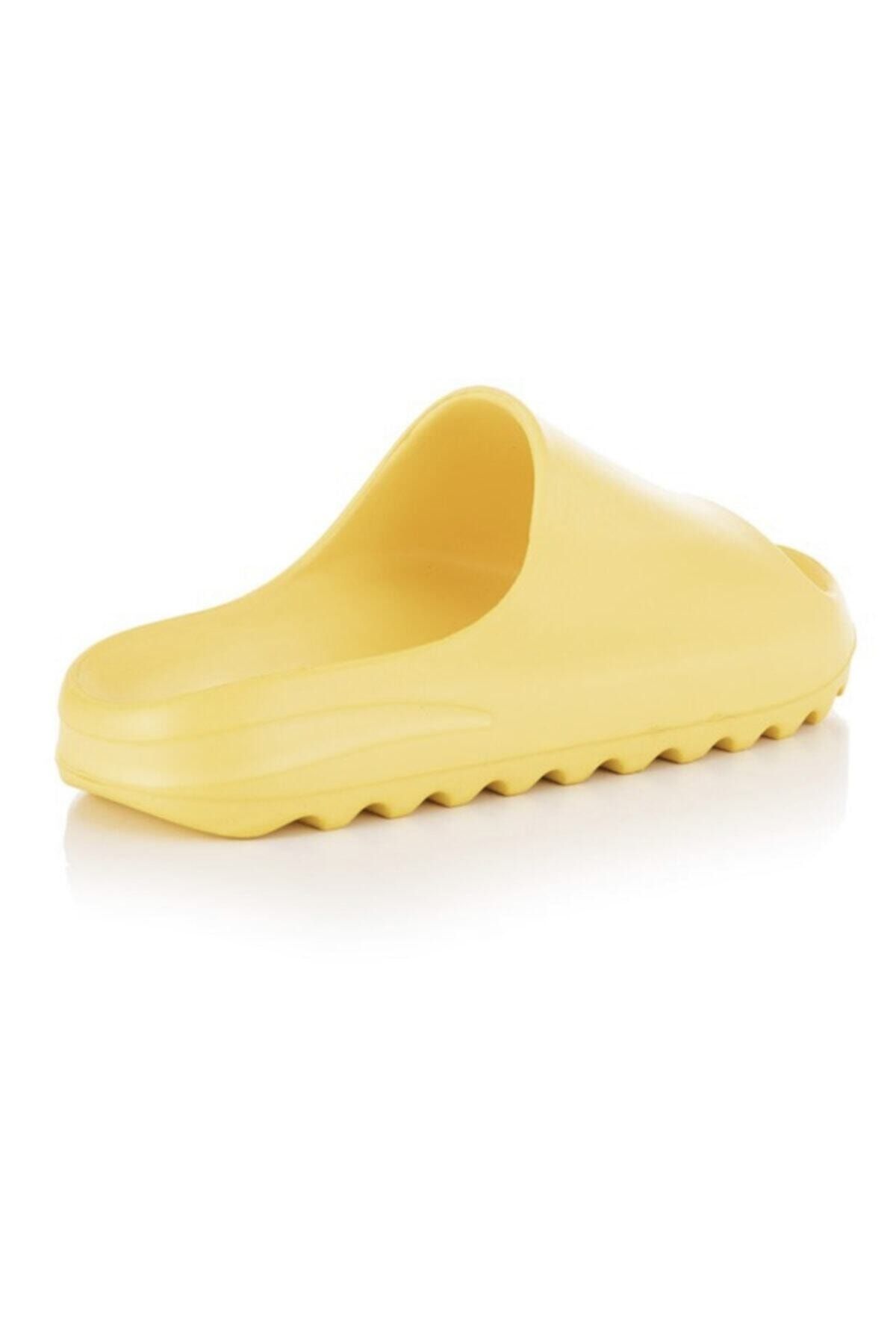 Yeezy slides yellow shop