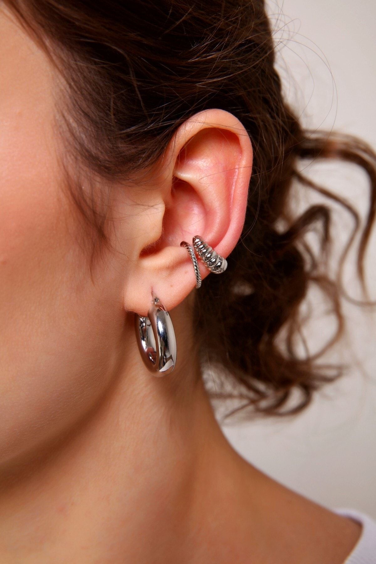Buy 16g Helix Earring Cartilage Piercing 16g Helix Hoop Silver Diamond Cut Helix  Hoop Earring 16 Gauge Helix Jewelry Online in India - Etsy