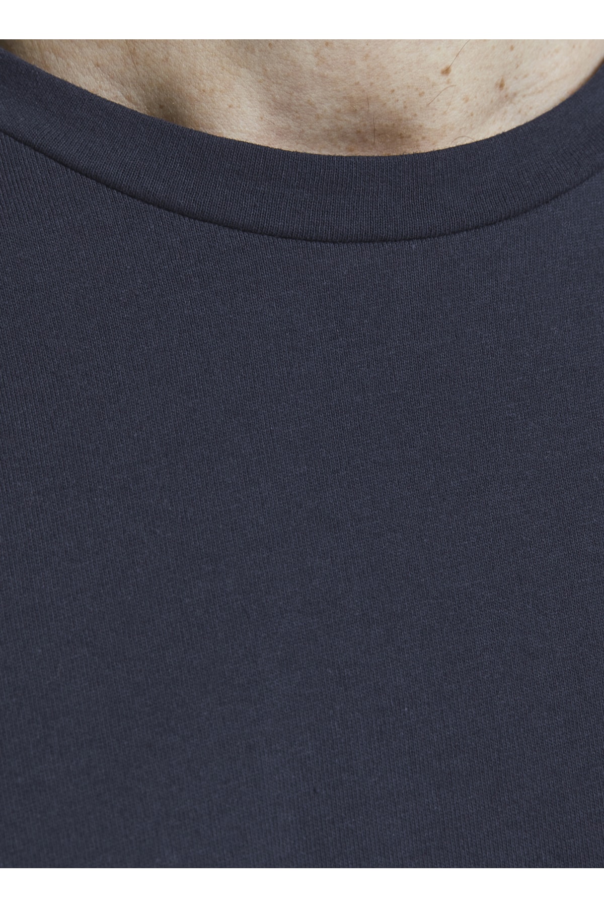تی شرت جک اند جونز مردانه پارچه آبی سرمه ای  طرح دار Relaxed/ریلکس    بیسیک  | Jack & Jones 5002830121 - تصویر 4