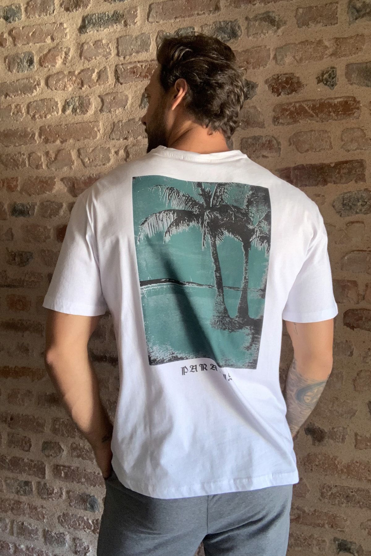 Trendyol Man Beyaz Erkek Sirt Baskili T Shirt Tmnss20ts0962 Trendyol