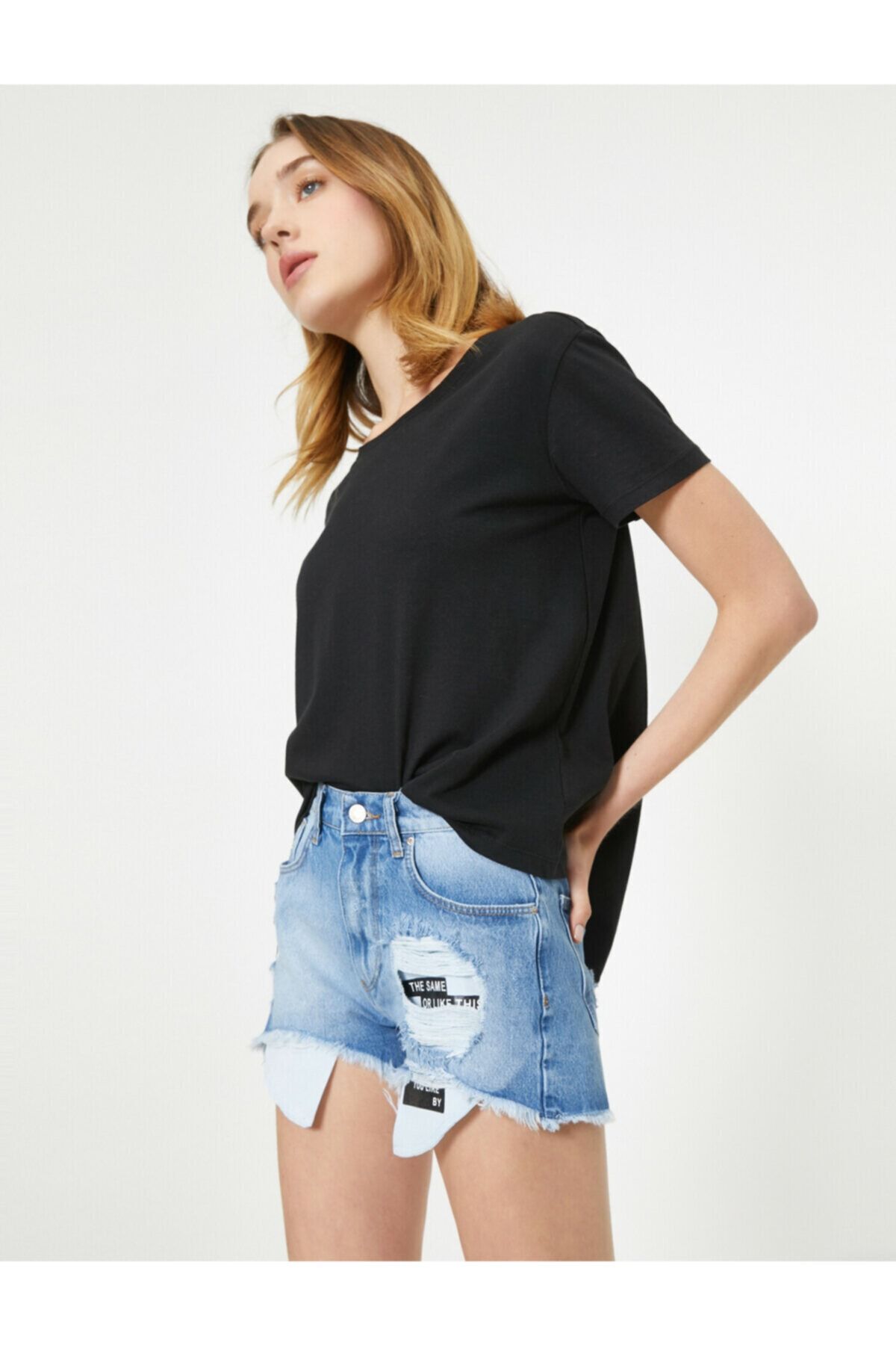 Koton Shorts Dunkelblau Mittlerer Bund Fast ausverkauft