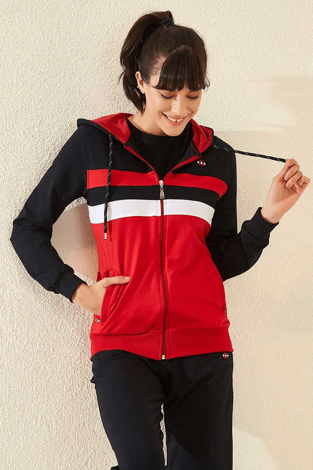 Zip up cheap womens tracksuit