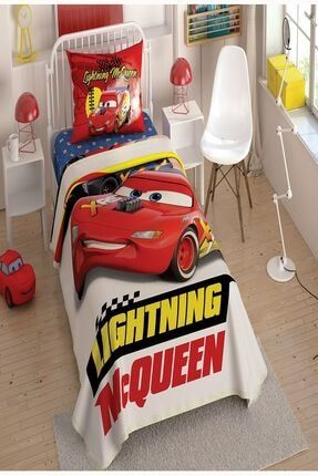 Tac Tek Kisilik Lisansli Pike Takimi Cars Lightning Mcqueen 2020 Fiyati Yorumlari Trendyol