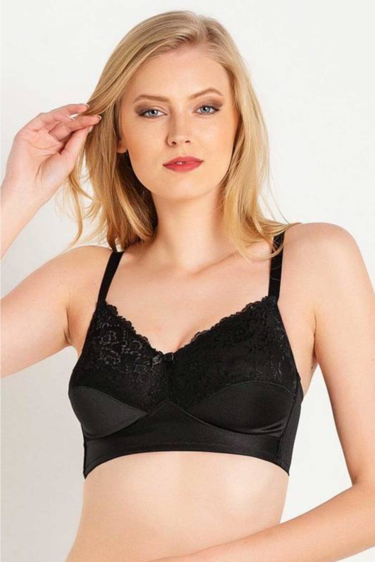 Magic Form-Women's Bra with Black Lace Detail - Without Underwire 1764 1