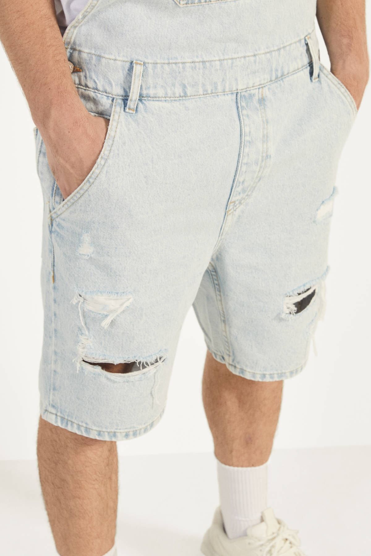 Bershka Erkek Acik Mavi Kisa Denim Salopet 03001847 Trendyol